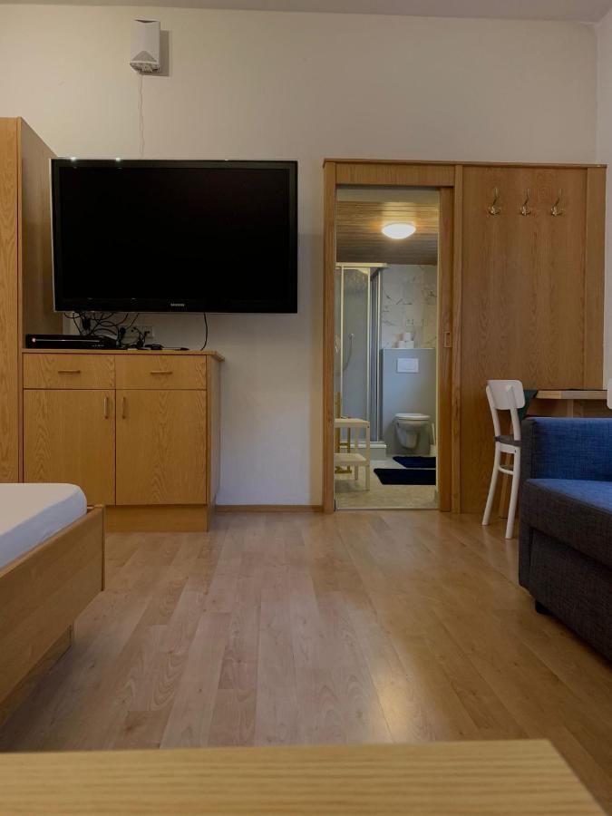 Ferienwohnung Schweng Tux Esterno foto